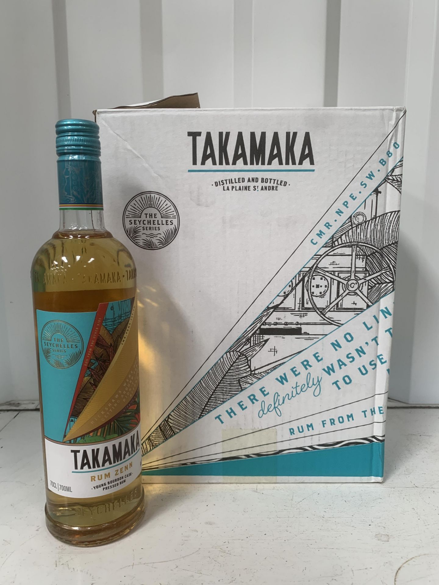 Box of 6x Takamaka Rum Zenn