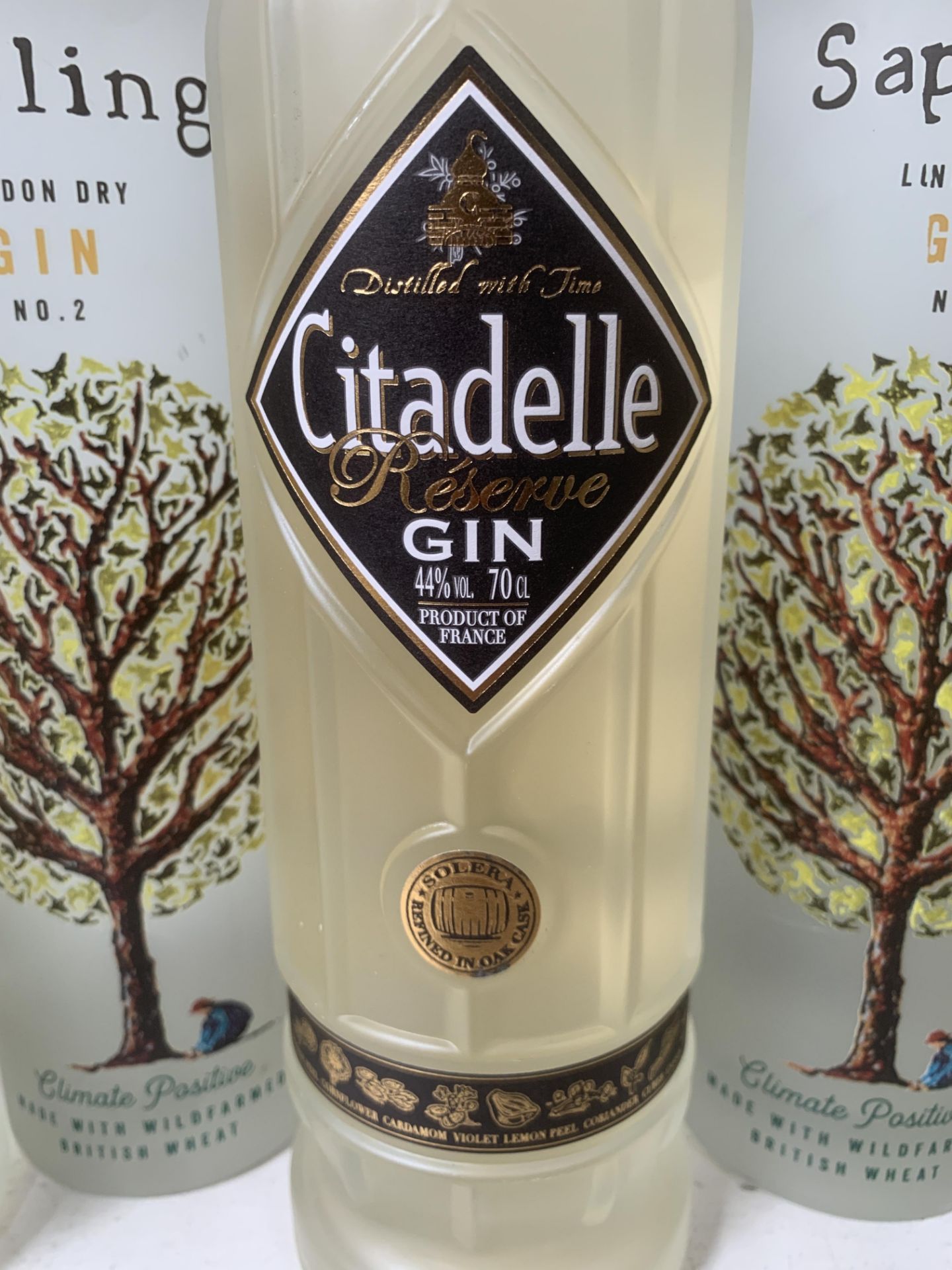 5x Bottles of Gin; 3x 3x Citadelle Reserved 44%, 70cl and 2x Sapling London Dry Gin 40%, 70cl - Image 3 of 5