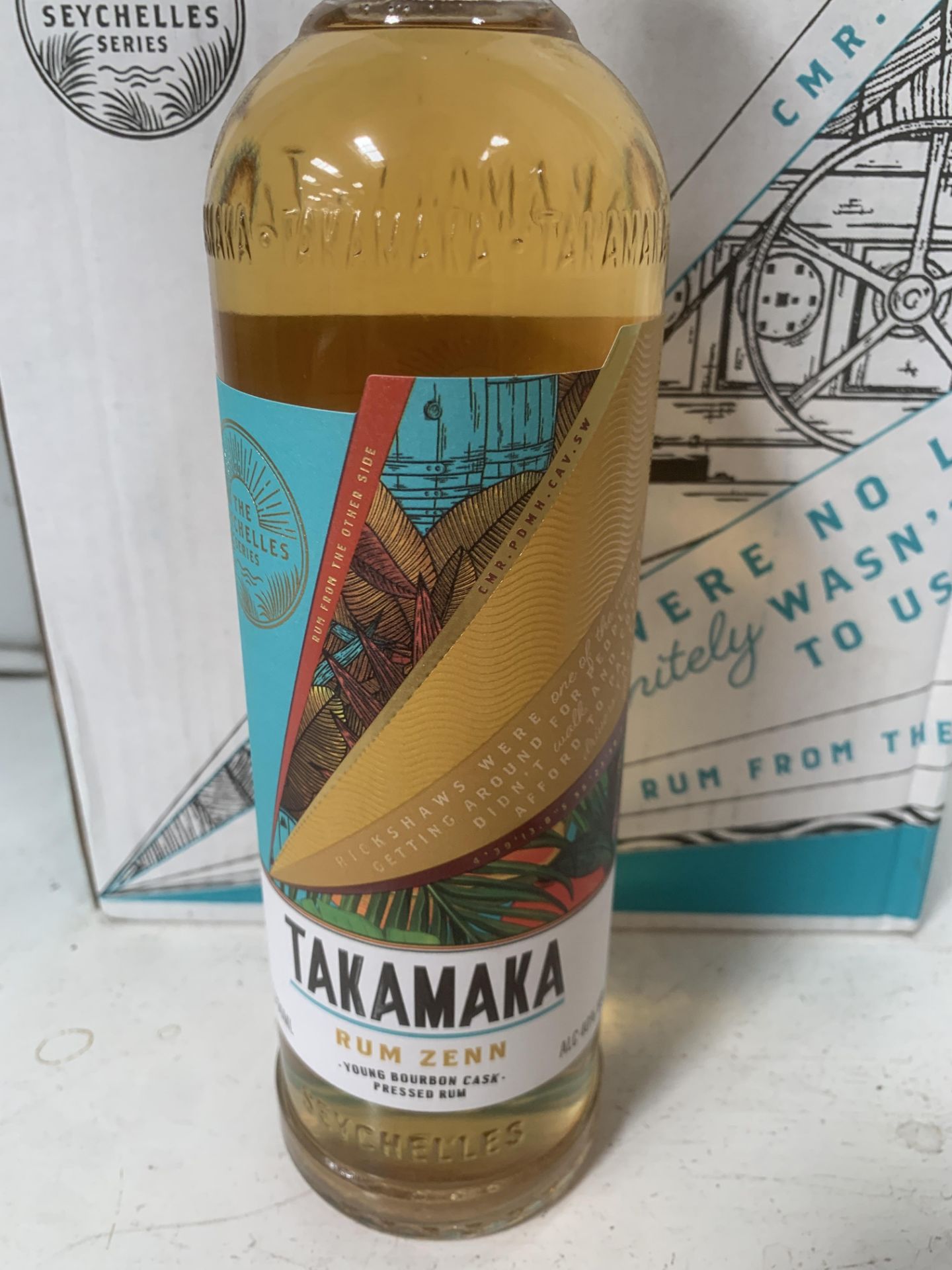 Box of 6x Takamaka Rum Zenn - Bild 3 aus 3