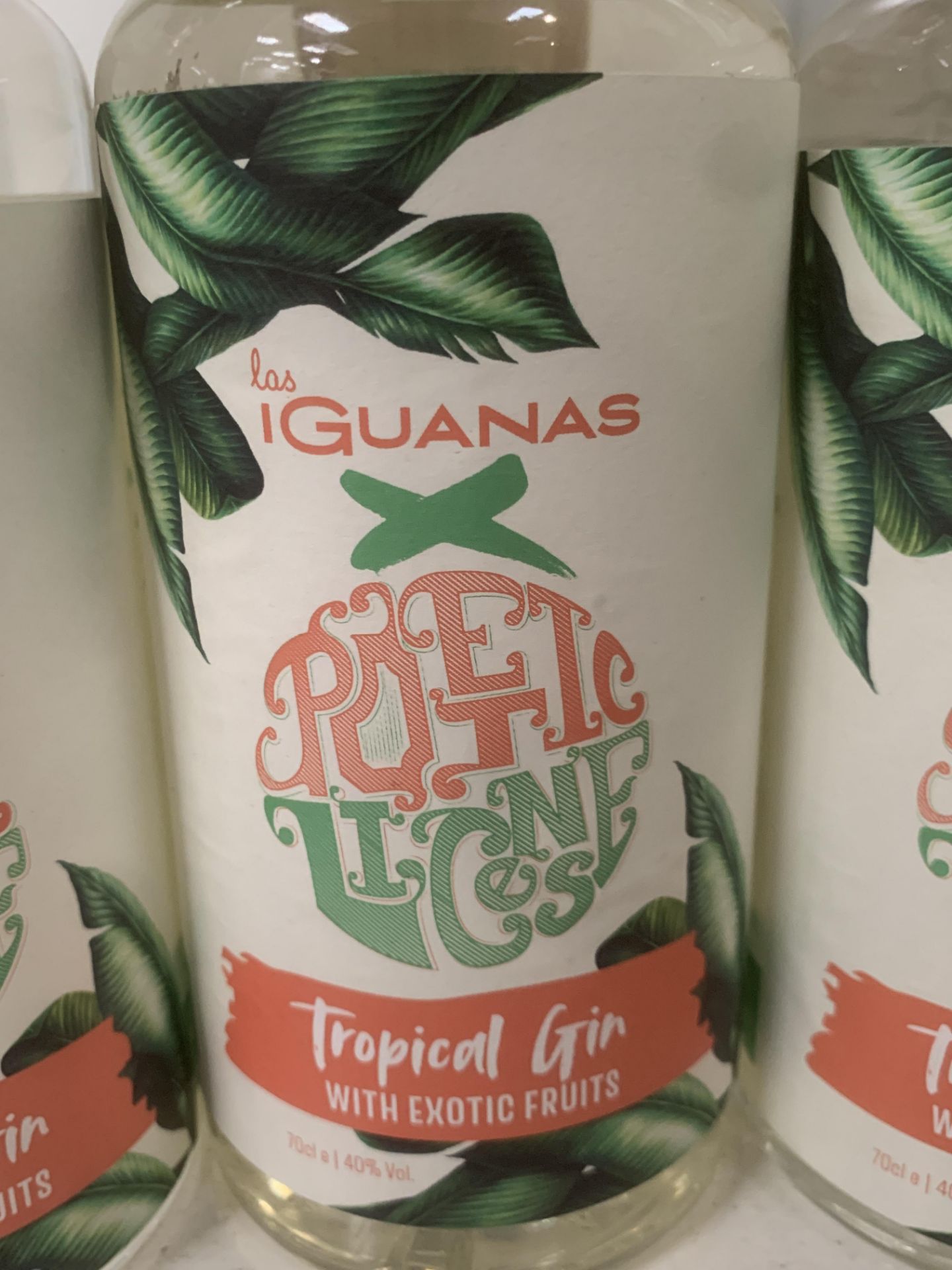 4x Bottles of Las Iguanas Poetic License Tropical Gin 40%, 70cl - Image 3 of 4