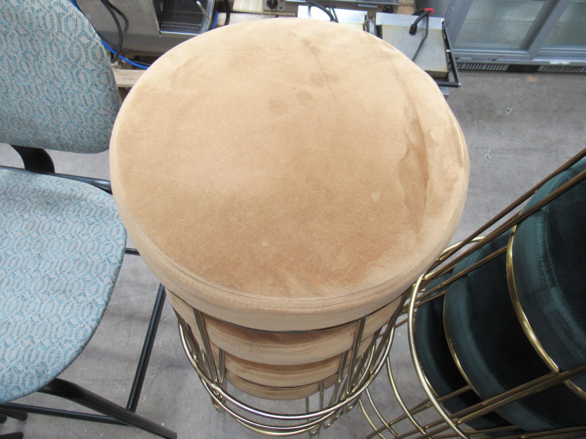 12x Suede Effect Stools - Image 4 of 7