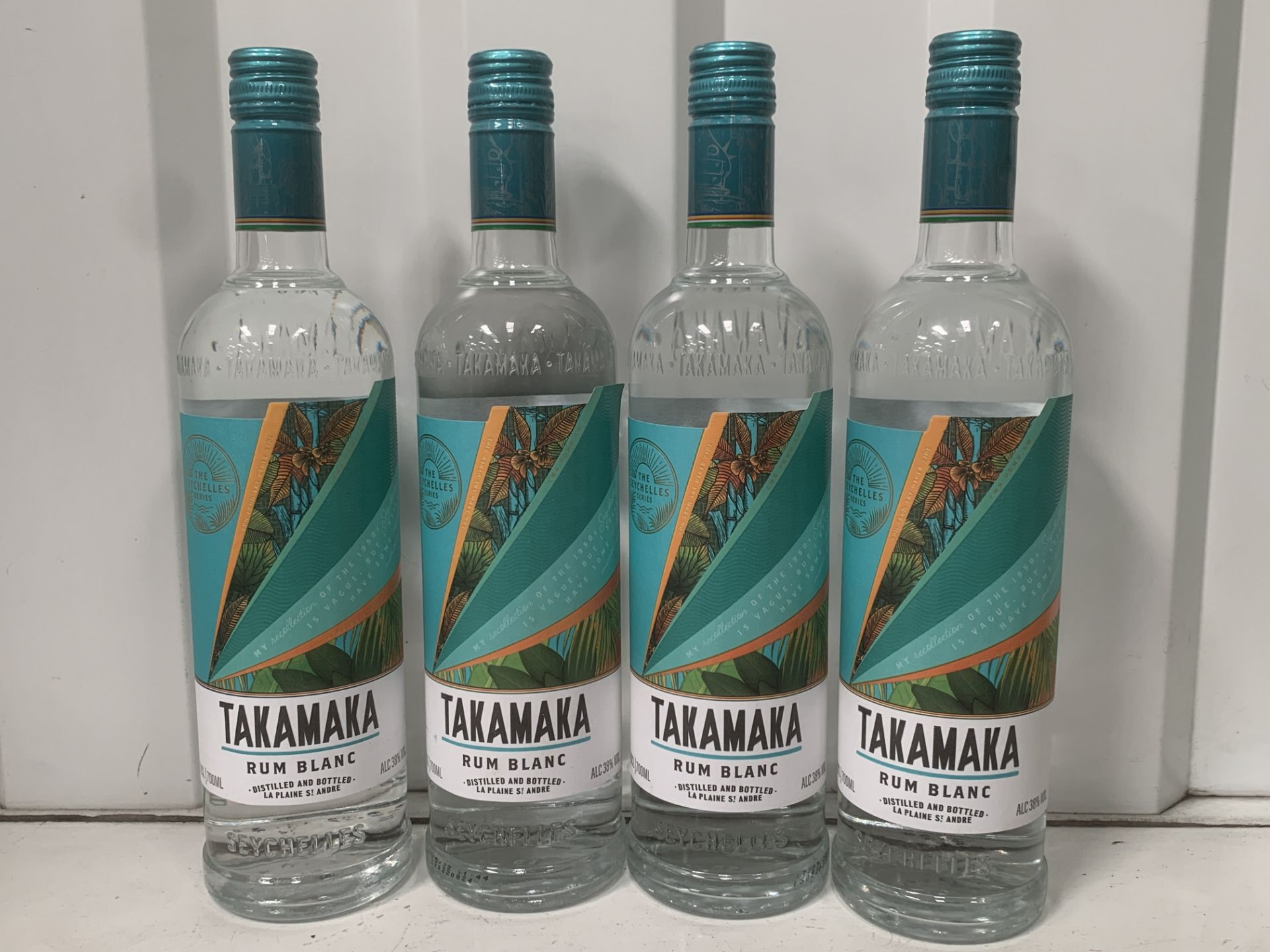 4x Bottles of Takamaka Rum Blanc 38%, 70cl
