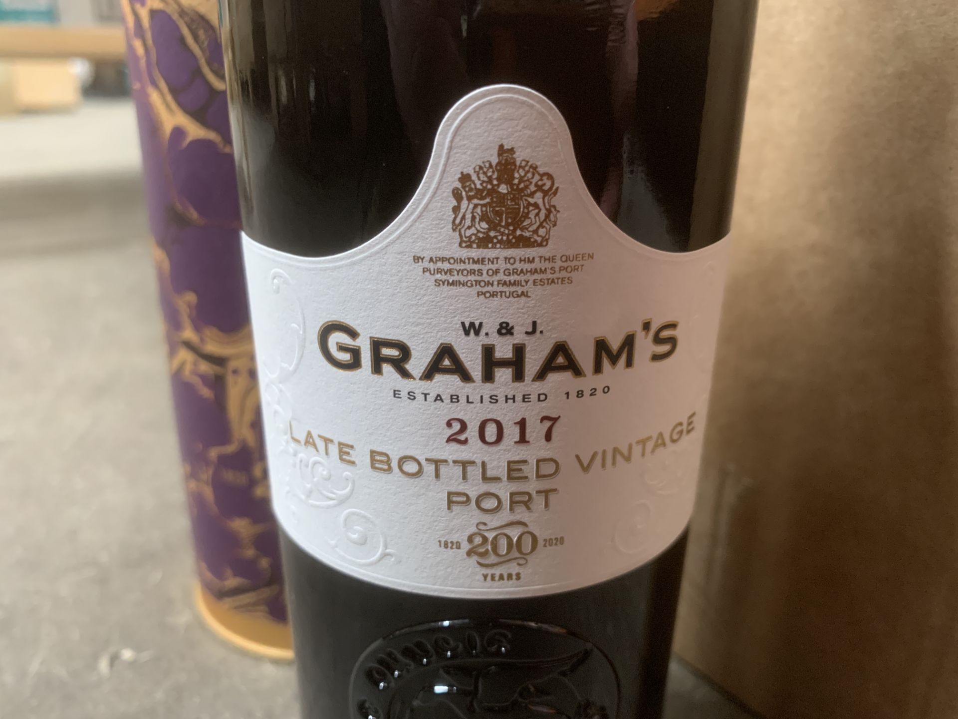 Box of 6x Bottles of Graham's Late Bottled Vintage 2017 Port - Image 2 of 2