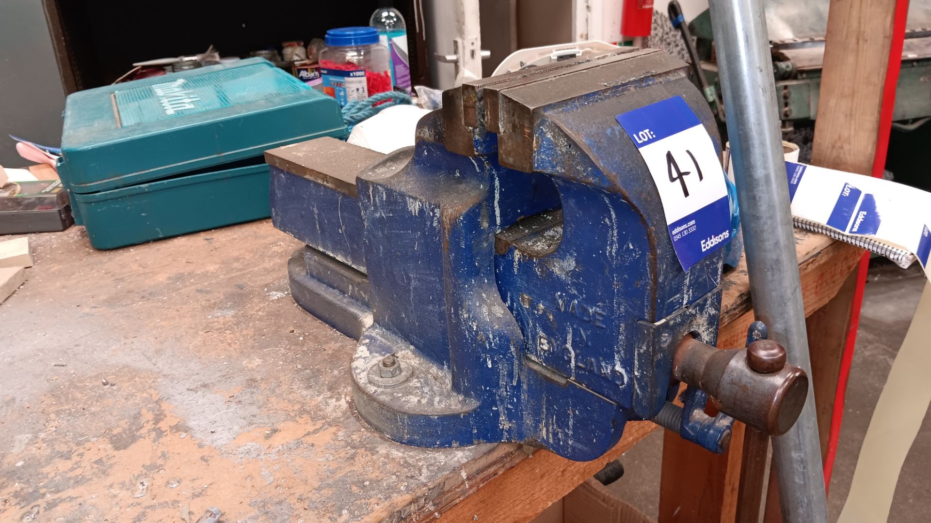 Record No 25 workshop bench fitted vice – Located in Unit 3 - Image 2 of 2