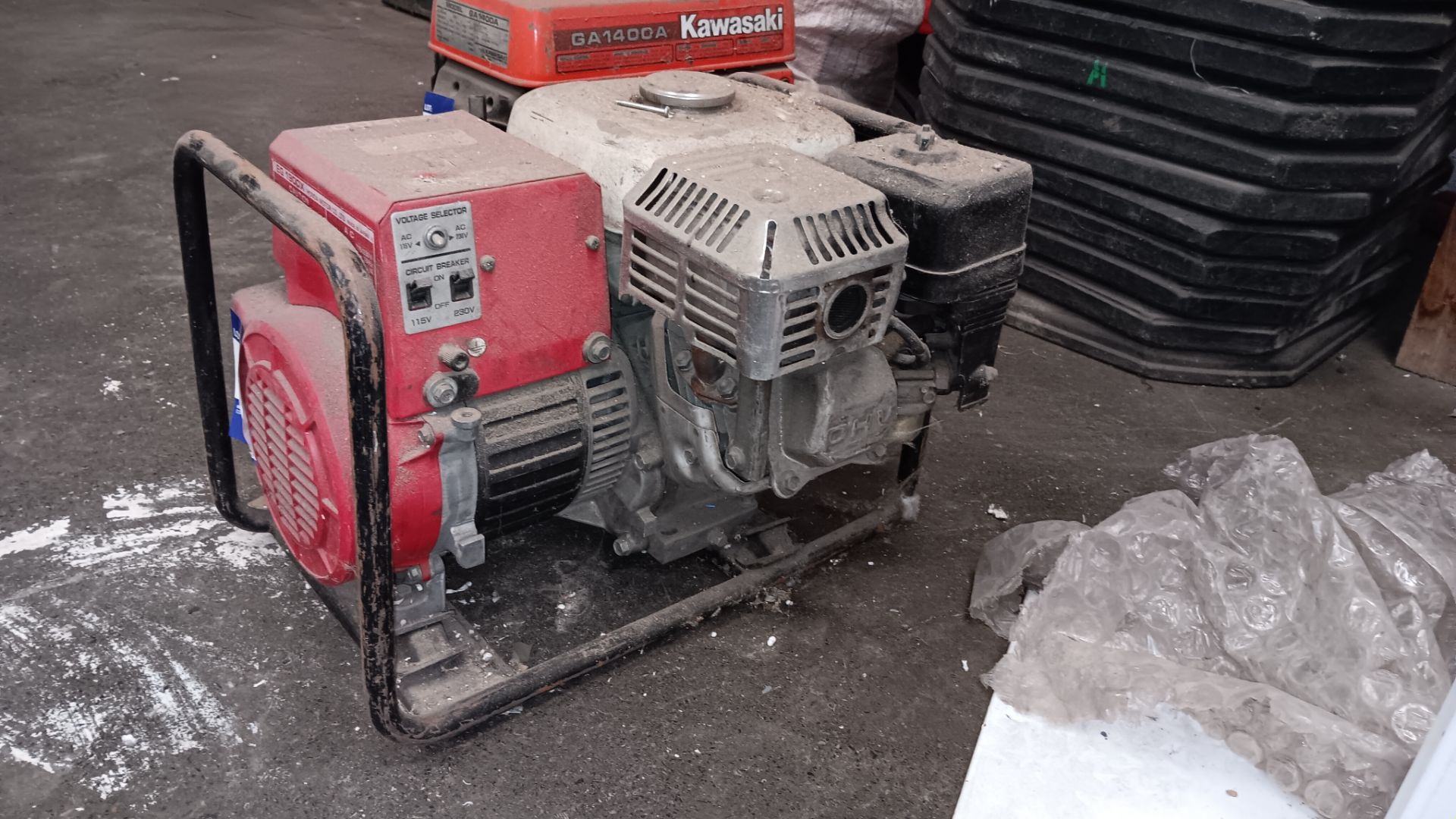 Honda EG1900 petrol generator – Located in Unit 3 - Image 2 of 4