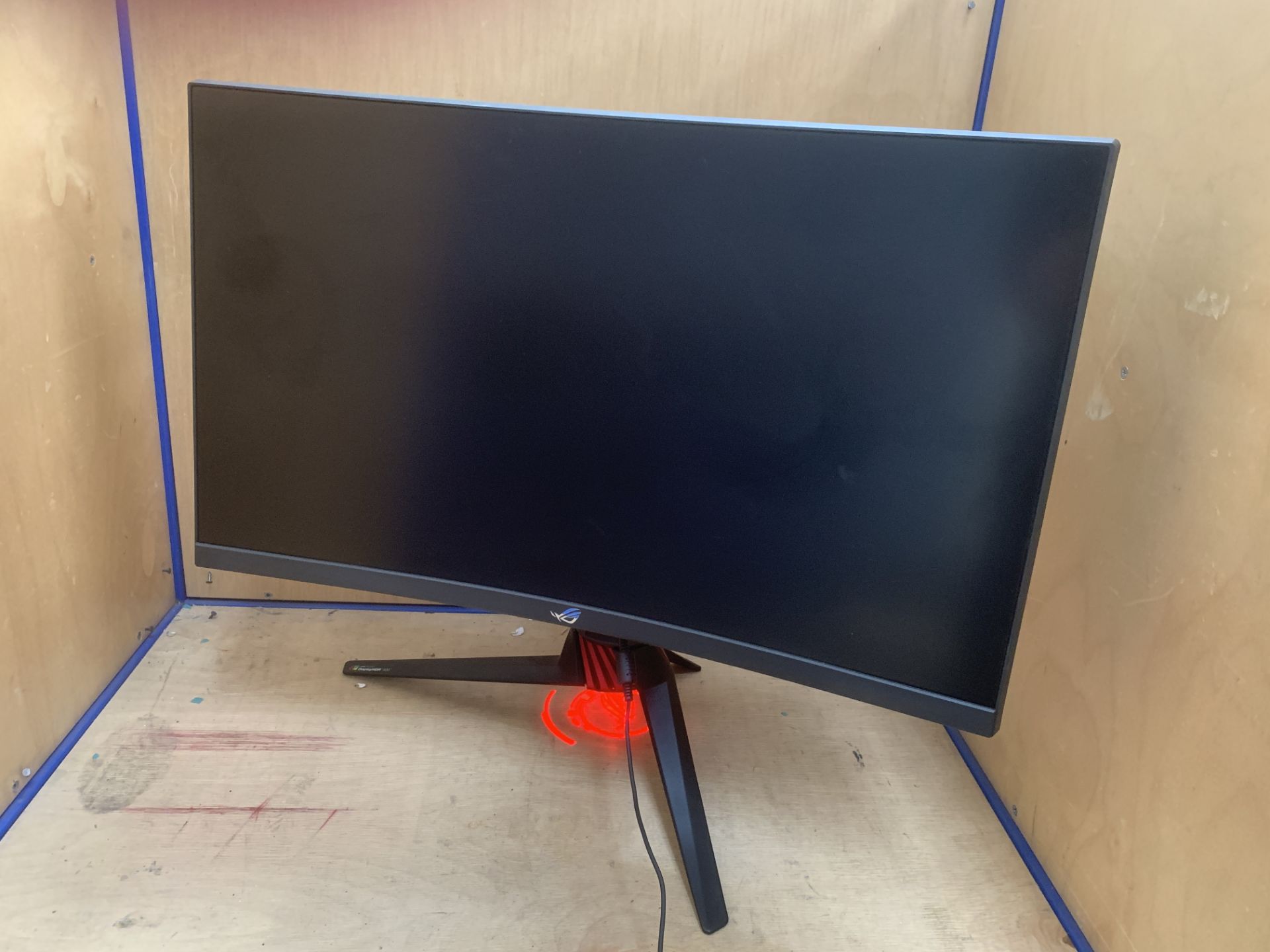 Asus Republic of Gamers 27" monitor - Image 2 of 4