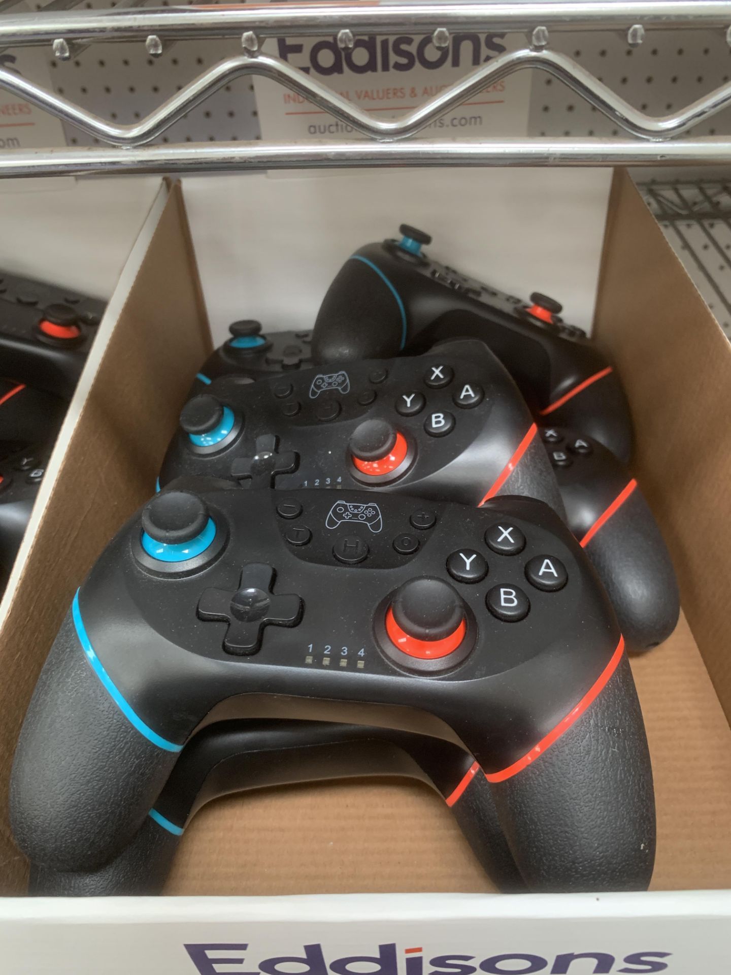 19 x Wired Nintendo Switch controllers - Image 2 of 5