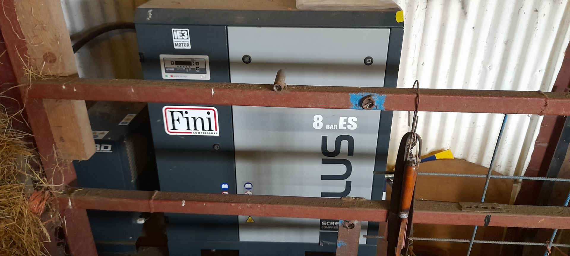 Fini Plus 8 Bar E5 Screw Compressor on Horizontal Receiver 1635 hours. s/n V91NH29. FNM 801. 2021 - Image 2 of 7