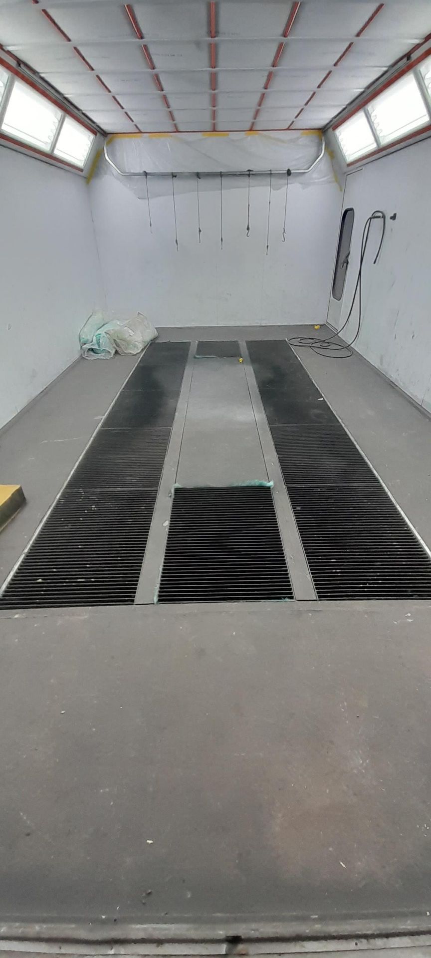 Verta Nova Conquer Fair Door Spray Booth. 3.96m wide, 5.94m deep & 2.14m high. With underfloor - Image 6 of 24