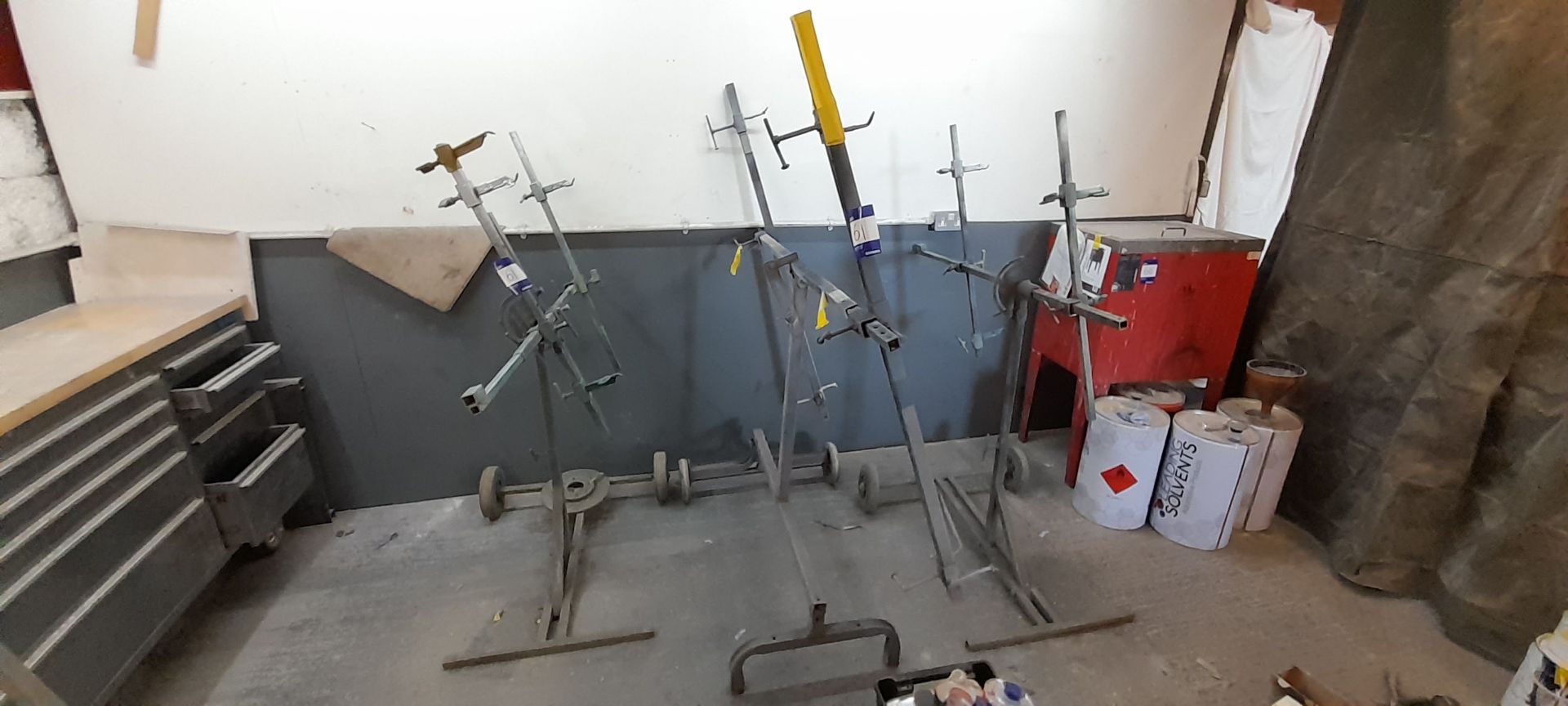 5 Various Drying Stands