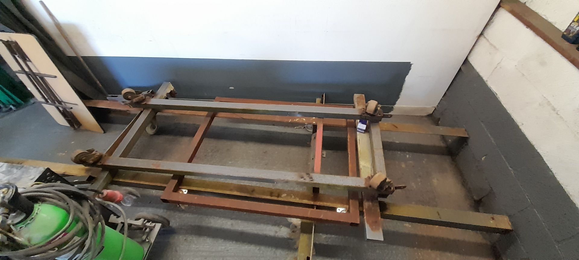 3 Fabricated Mobile Car Body Stands