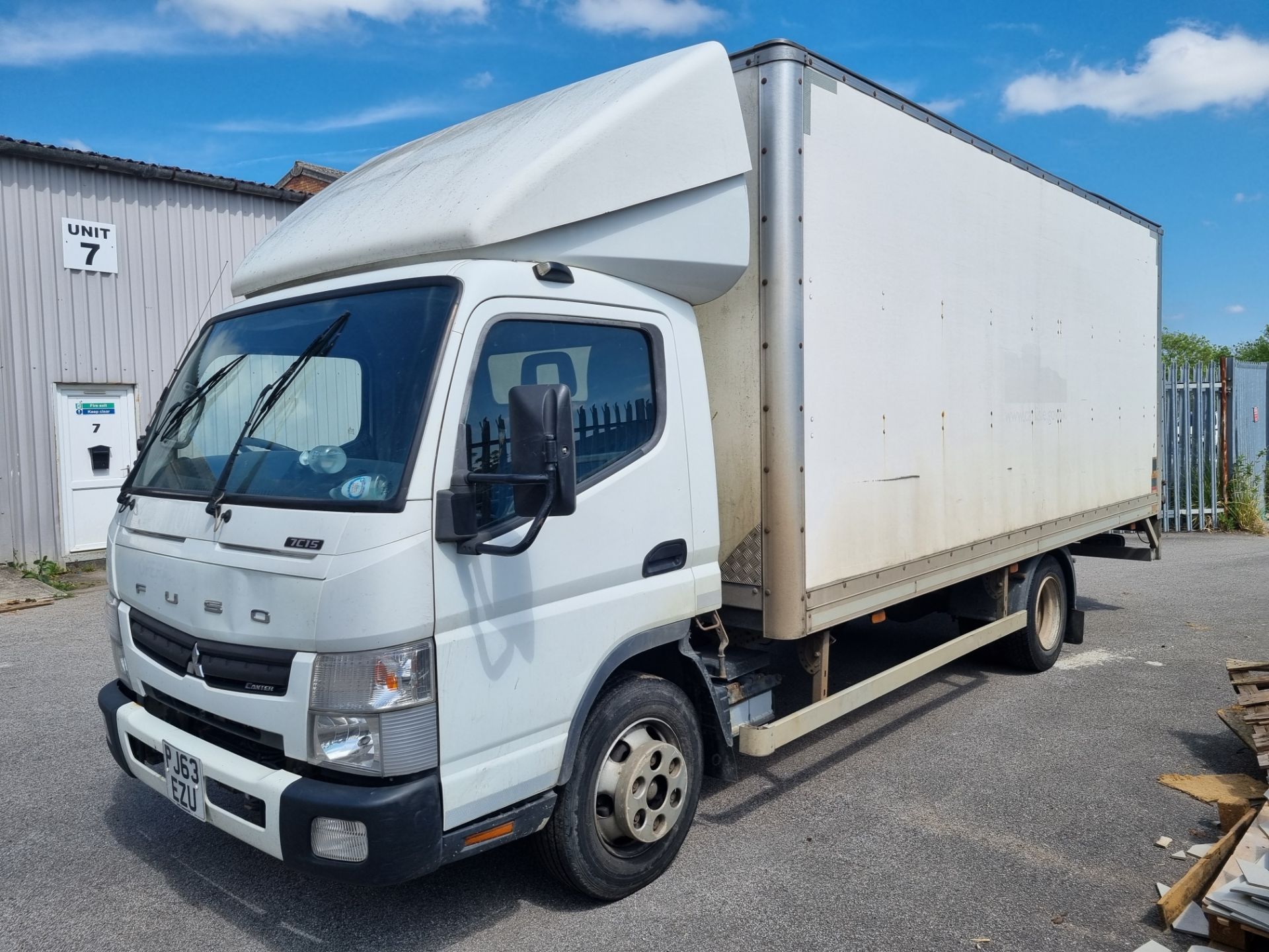 Mitsubishi Fuso Canter 7C15 38 (63) - Image 5 of 14