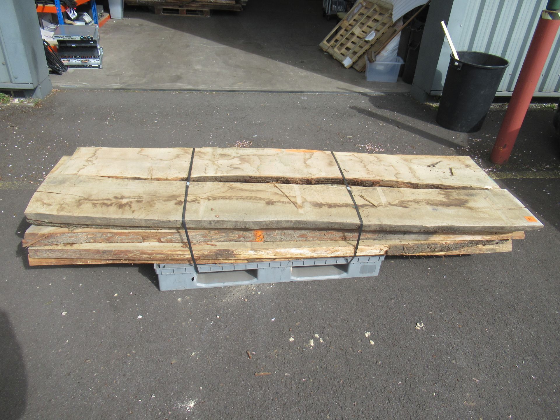 Bundle of air dried Oak planks