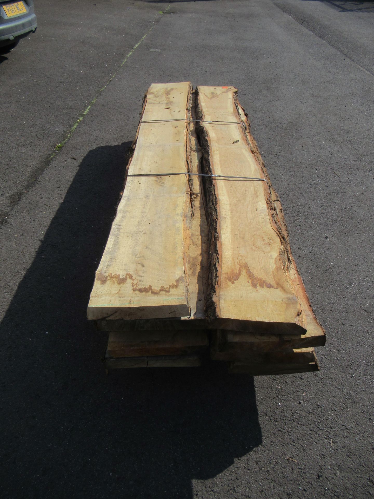 Bundle of air dried Oak planks - Image 2 of 3