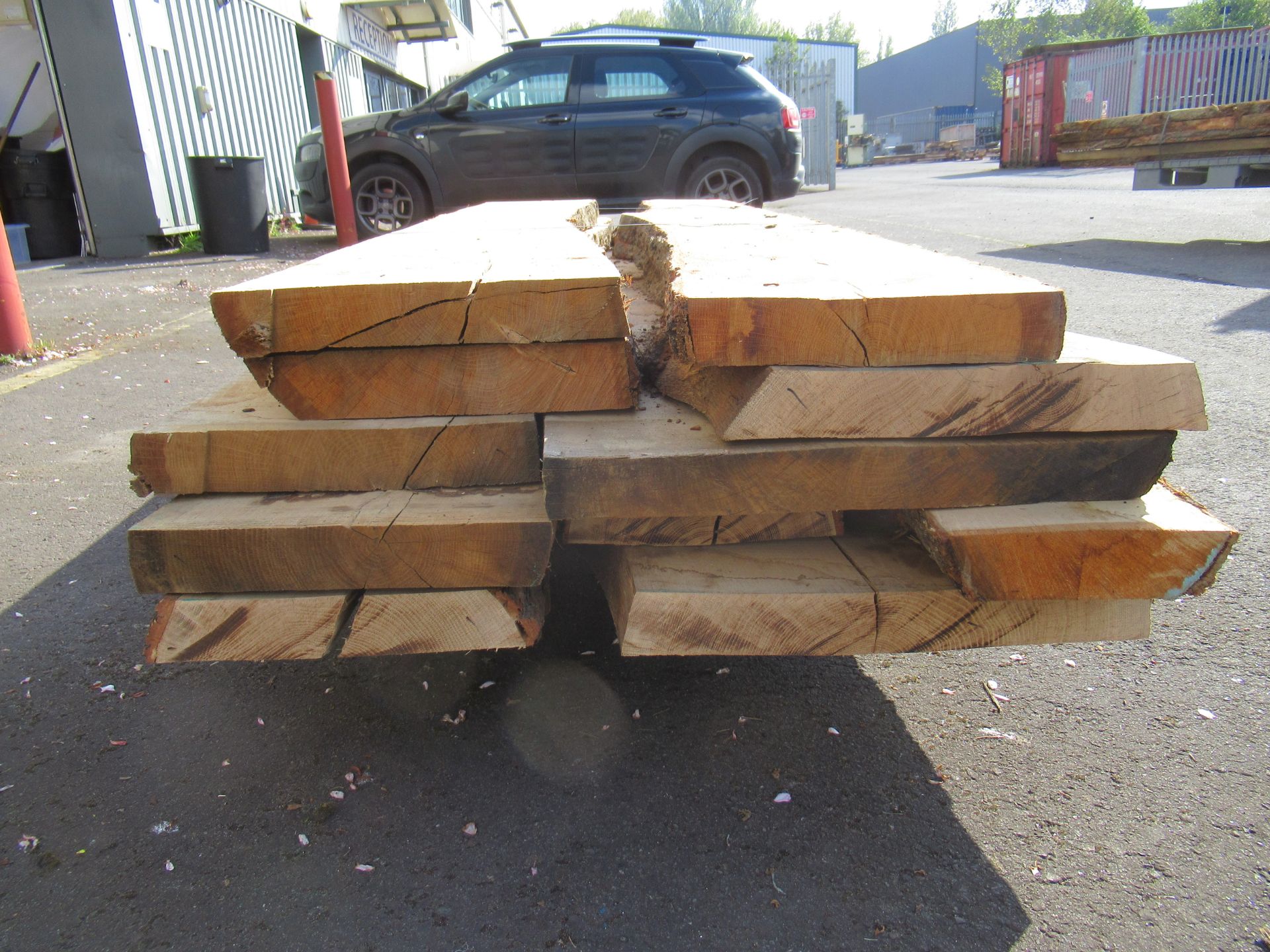 Bundle of air dried Oak planks - Image 3 of 3