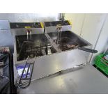 Buffalo twin basket deep fat fryer