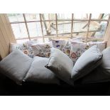 Selection of patterned cushions