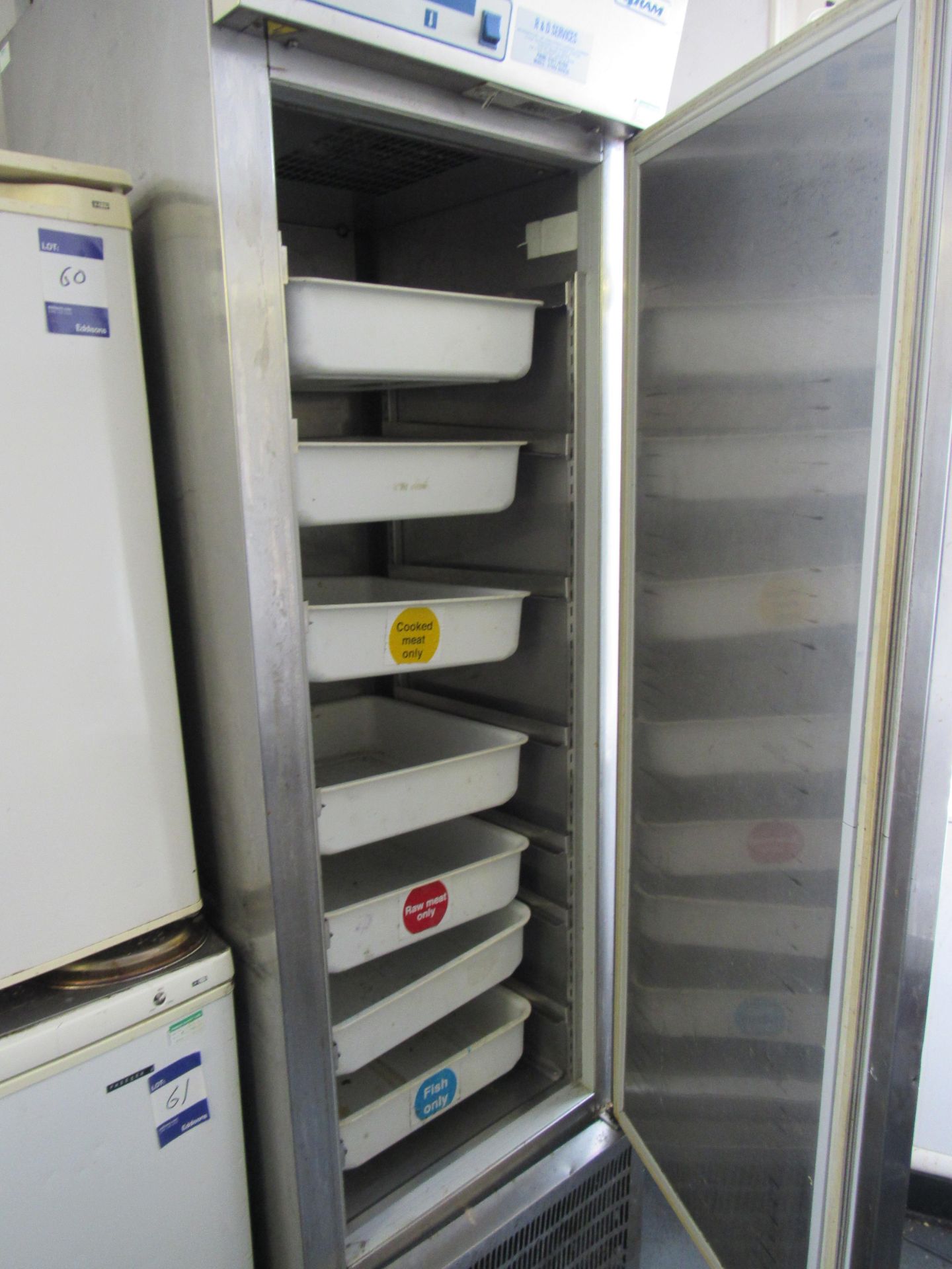 Gram tray fridge - Image 3 of 3