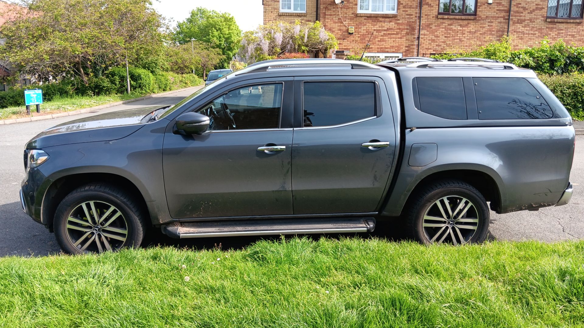 Mercedes-Benz X250 Power D 4Matic 7 speed Automatic Double Cab Pick-Up with fitted Alpha X-Class - Image 4 of 43