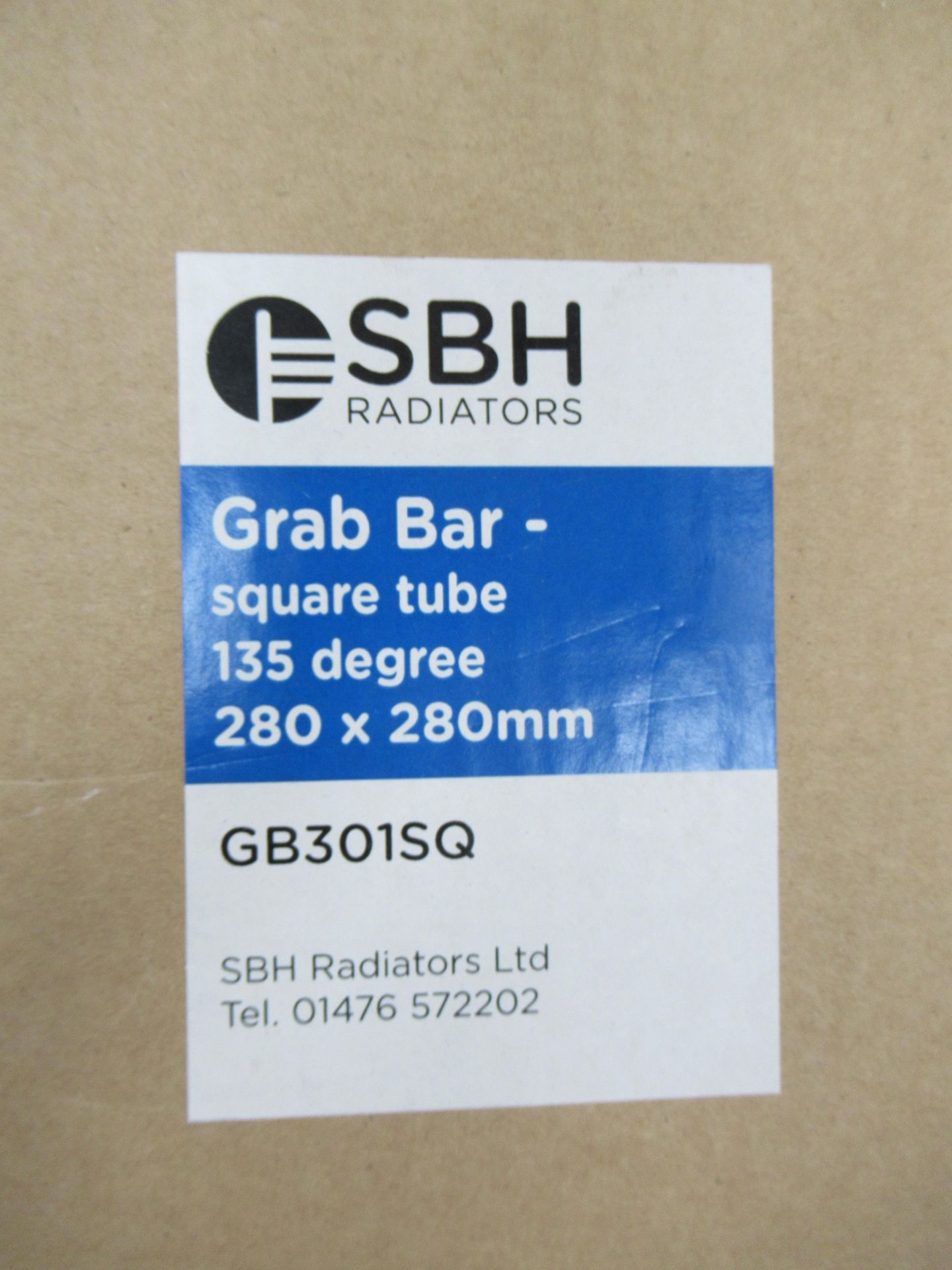 SBH Radiators Grab Bar - Square Tube - 135 Degree - 280 x 280mm - Bild 2 aus 3