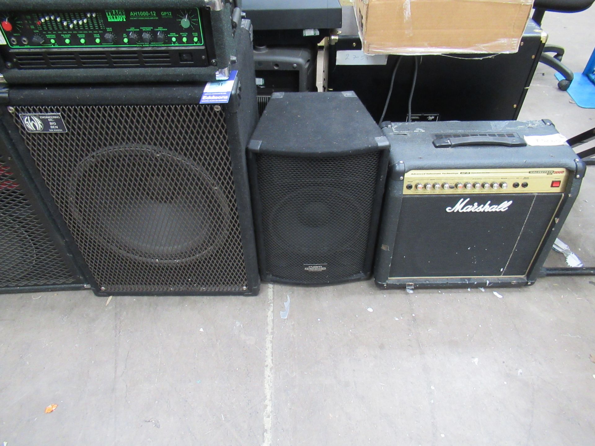 2x Speakers and a Marshall Pre-Amp