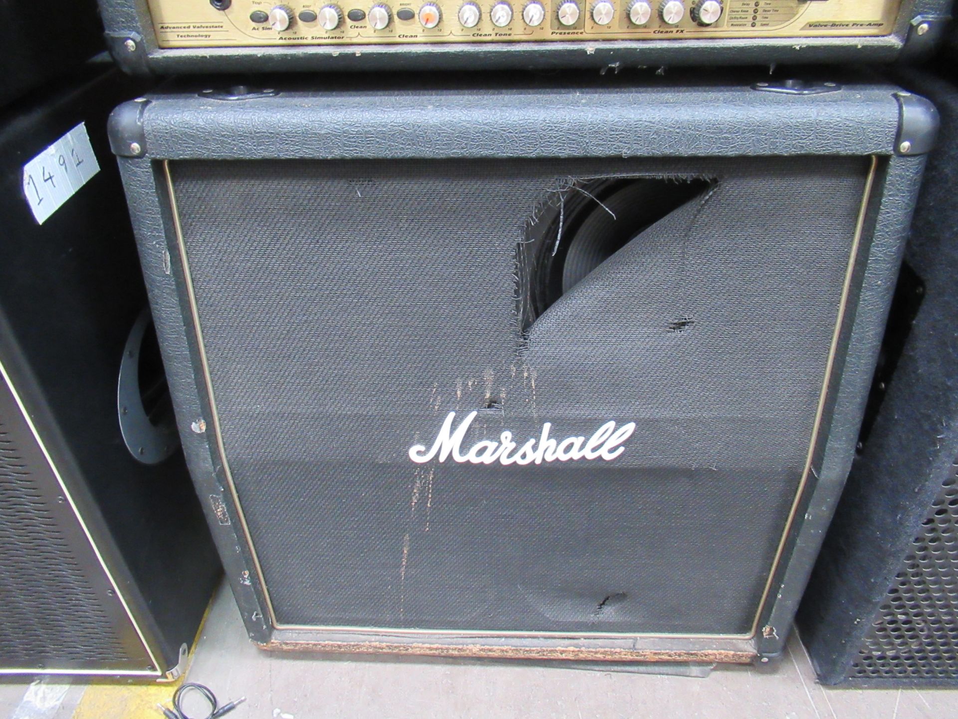 2x Marshall Amplifiers and 1x Speaker - Image 8 of 10