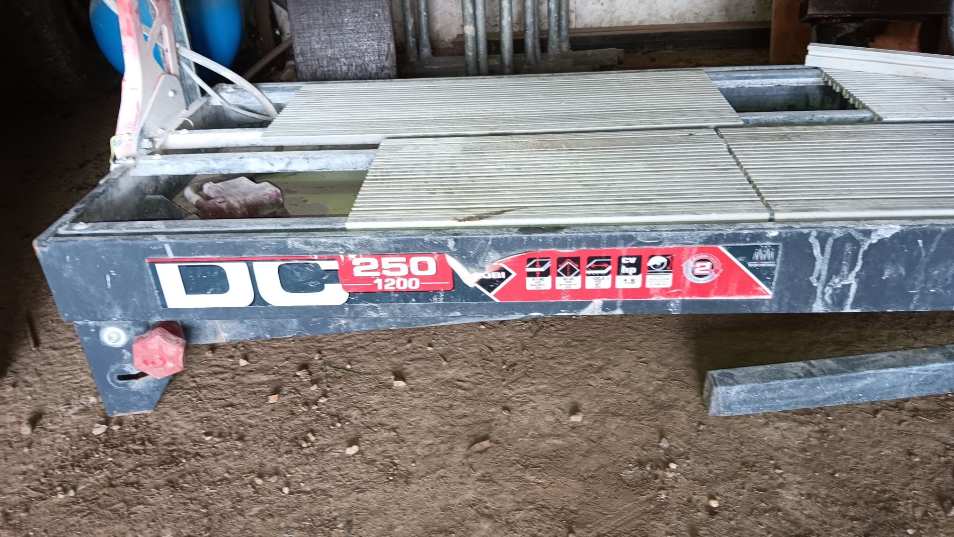 Rubi DC-250-1200 Python electric tile cutter, 240v, serial number 53943 (Sept 2021) - Bild 3 aus 5