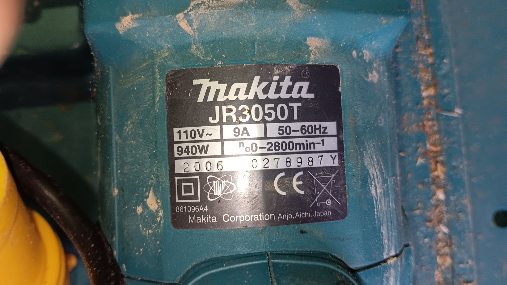 Makita JR3050T reciprocating saw with case ,110v, serial number 0278987Y (2006) - Image 2 of 2