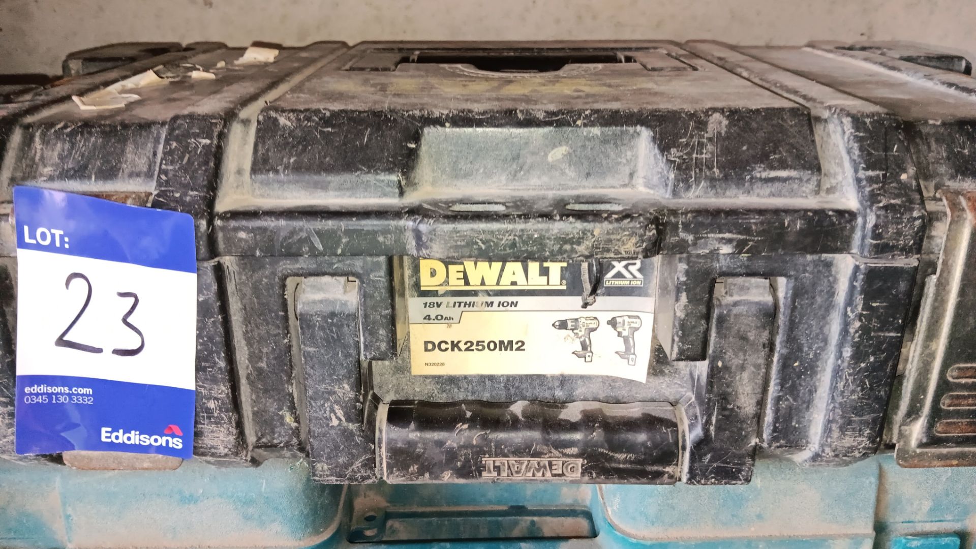 Dewalt DCK250M2 18v 4.0Ah 2 drill set with case and 1 battery - Image 4 of 4