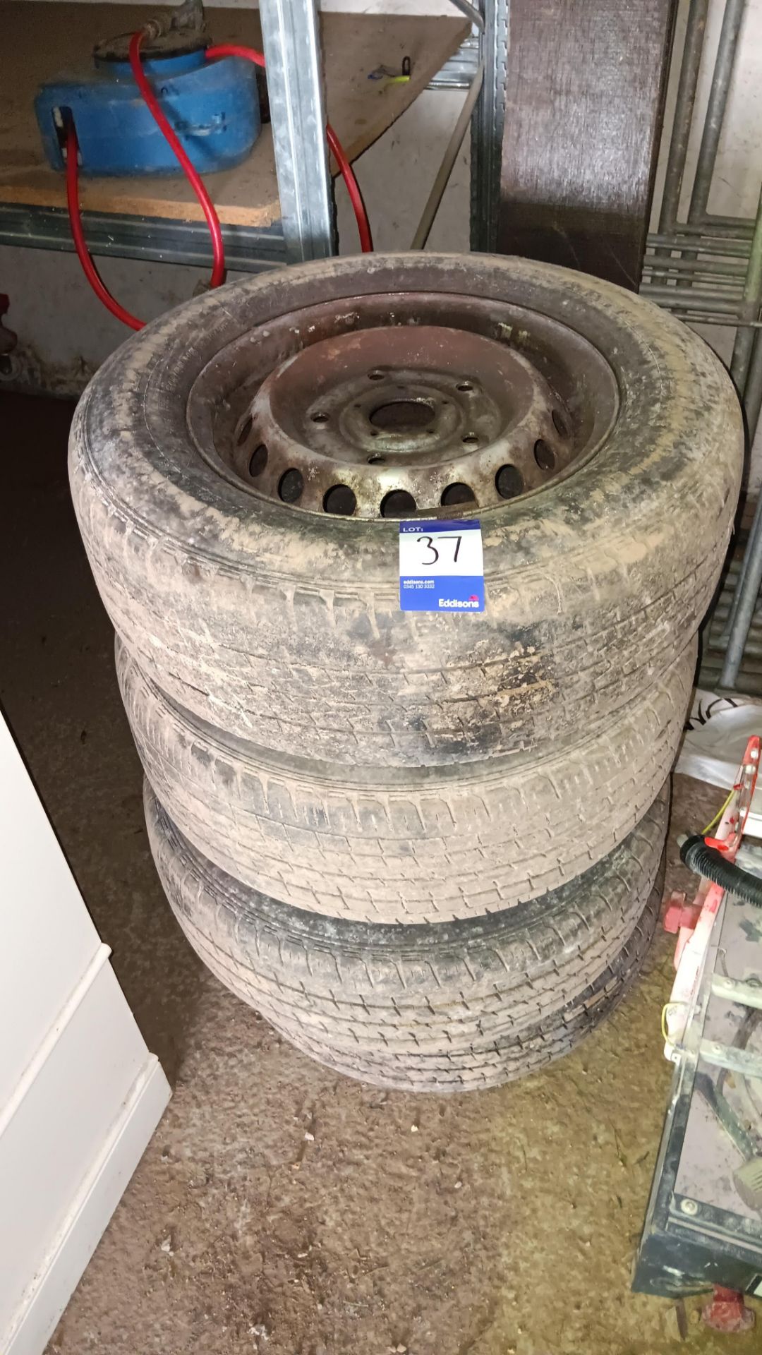 4 x part used Bridgestone 215/65R15 tyres with rims