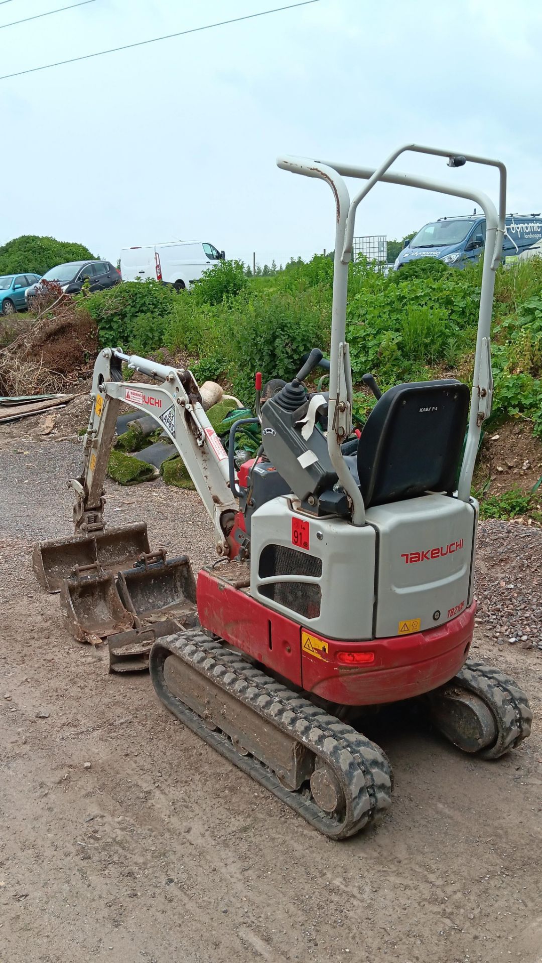 Takeuchi TB210R compact hydraulic excavator, rubber tracks, appprx 400 hours, serial number - Image 6 of 26
