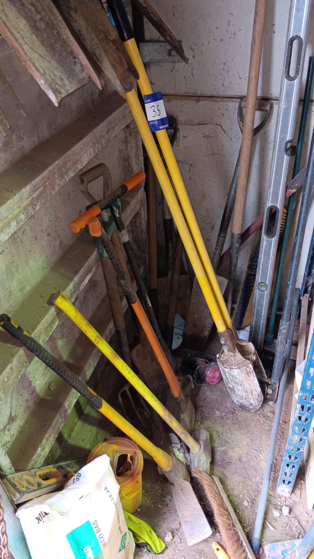 Assortment of garden tools to include shovels, spades, forks, axes, post diggers, concrete rakes - Image 2 of 4