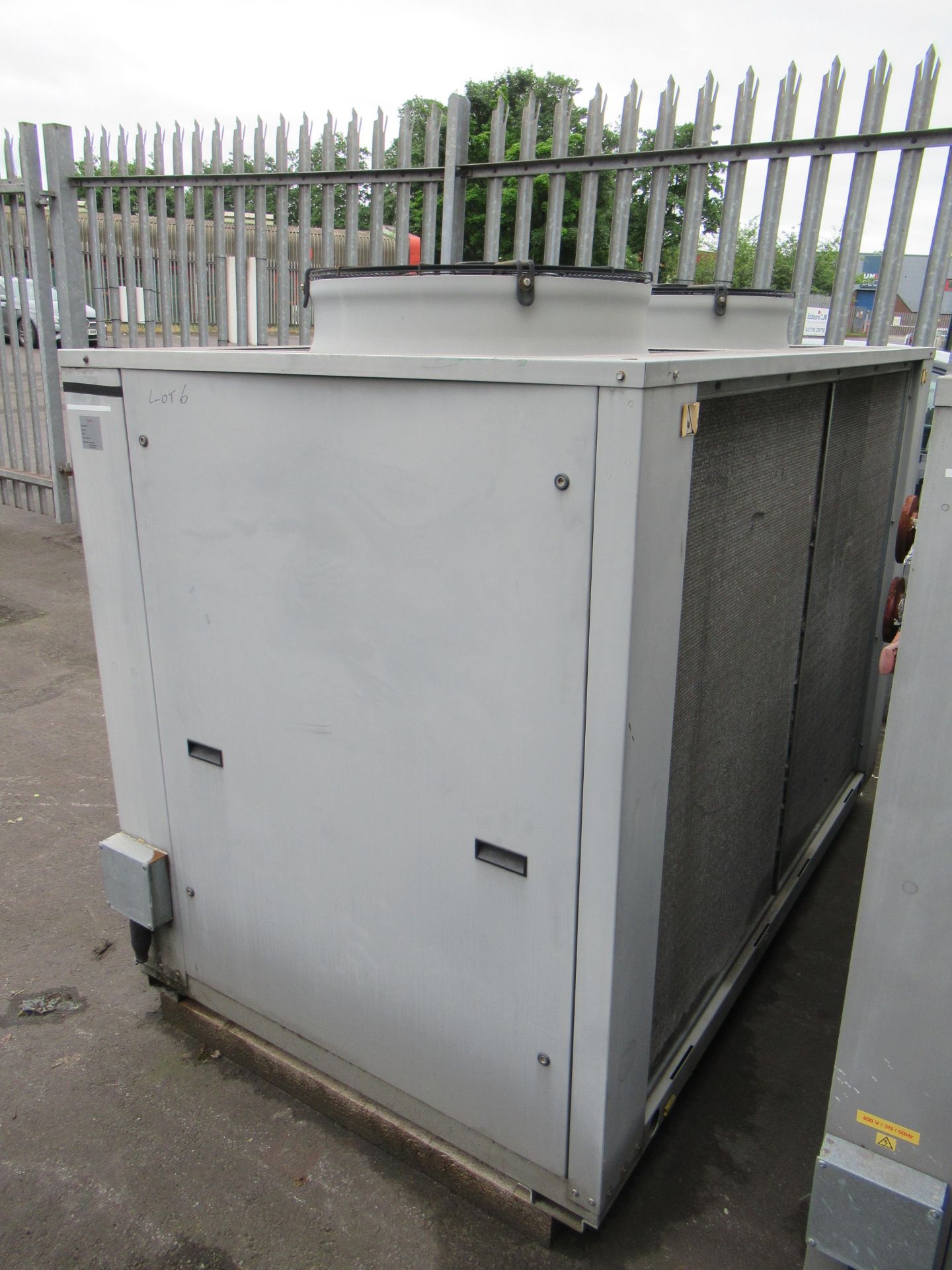 Schneider Uniflair Packaged Air Cooled Water Chiller. Model number ISAF0621A - Image 6 of 6