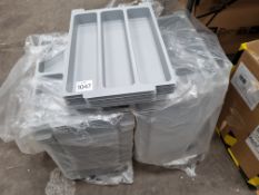 Qty of assorted plastic trays