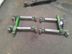 2 : Mobile dollies, as lotted