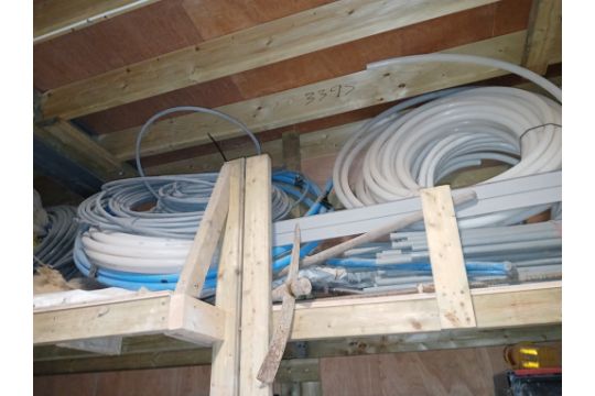 Large quantity of various piping & other to top shelf - Image 4 of 5