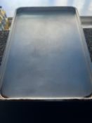 4 x aluminium 18 x 30” baking trays