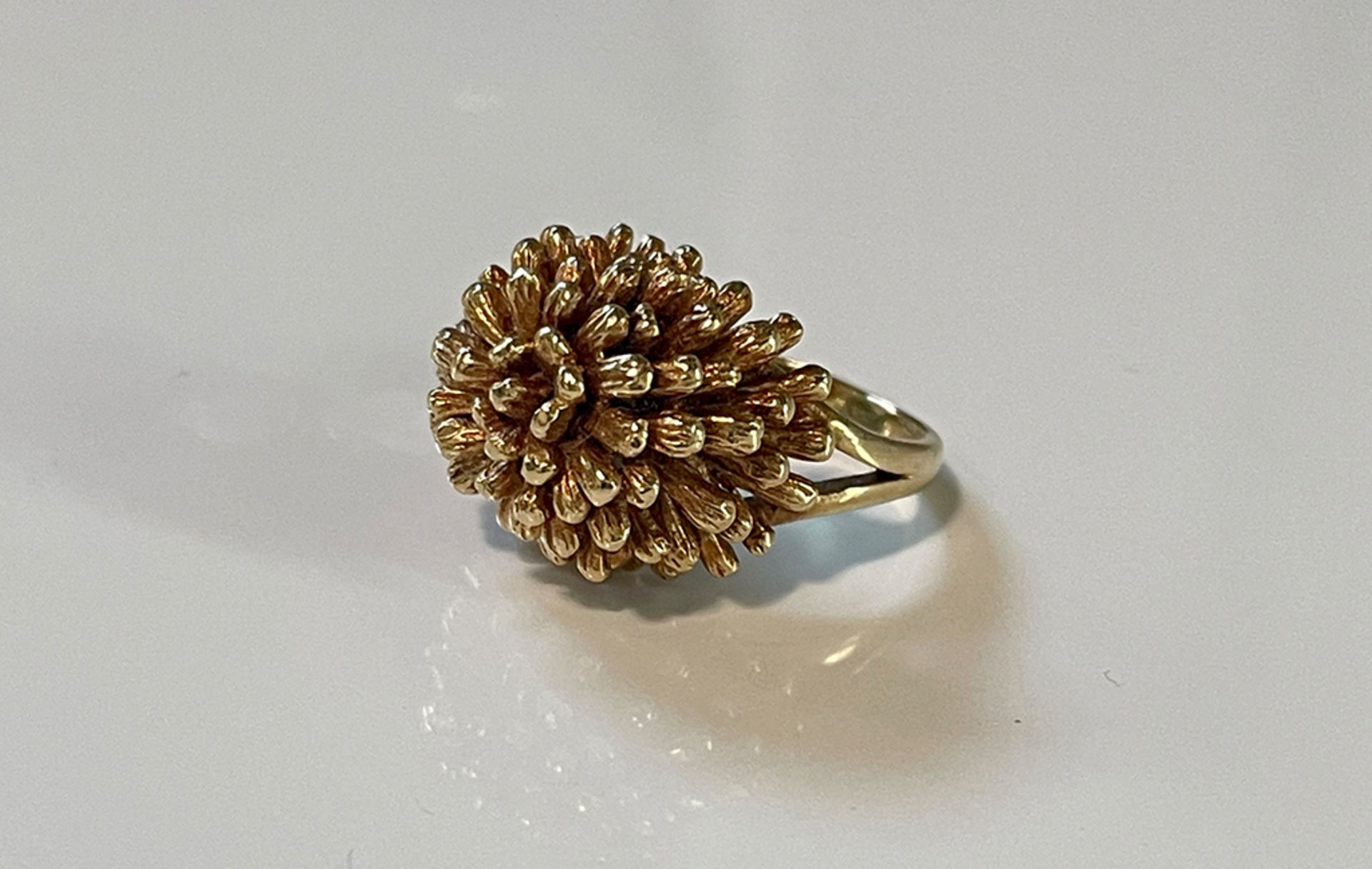 Designer Ring in Form einer Blume - Bild 4 aus 5