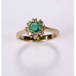 18K Yellow Gold Ring with Emerald and Diamonds