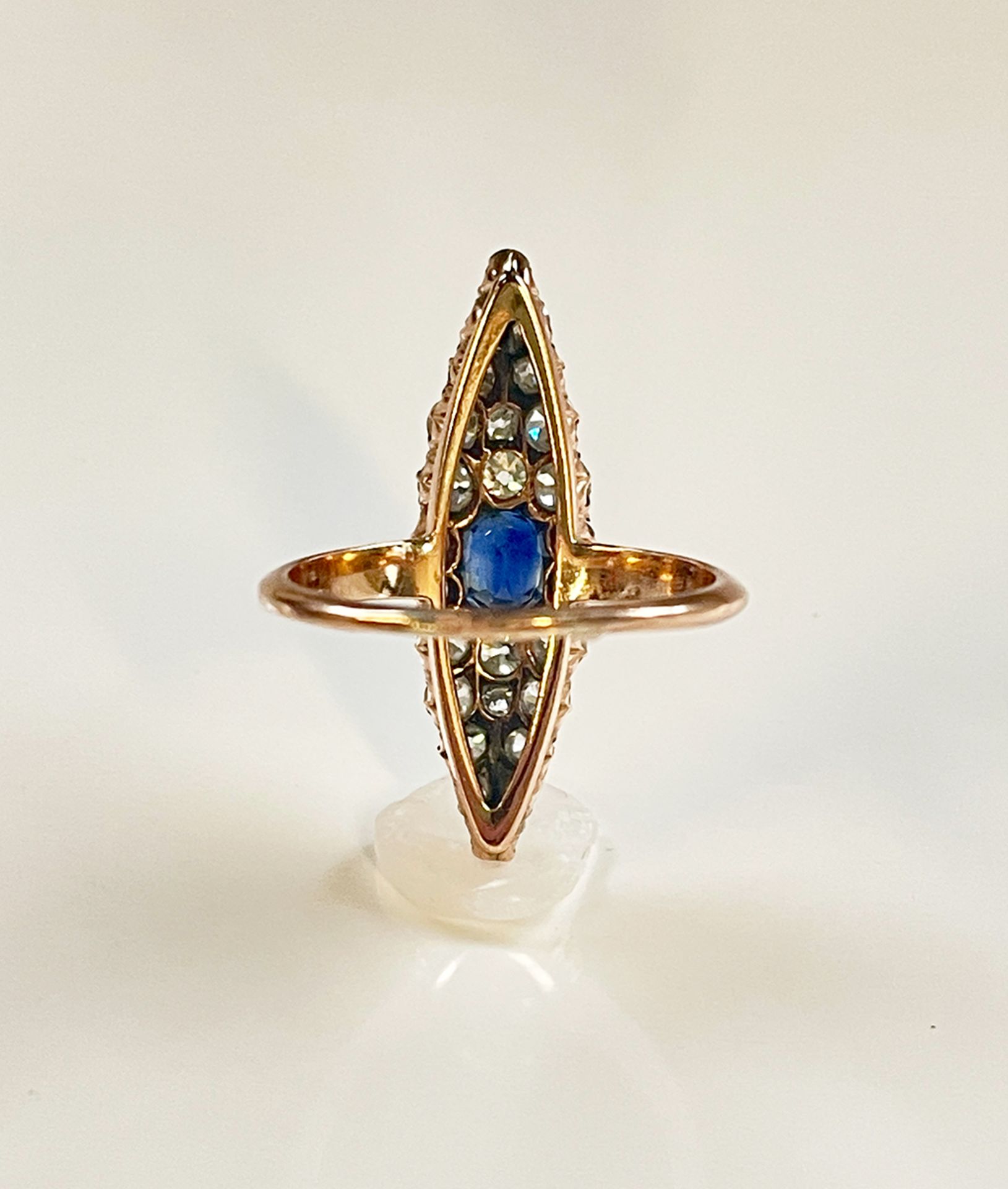 Antiker Diamand Ring mit Saphir - Bild 4 aus 5