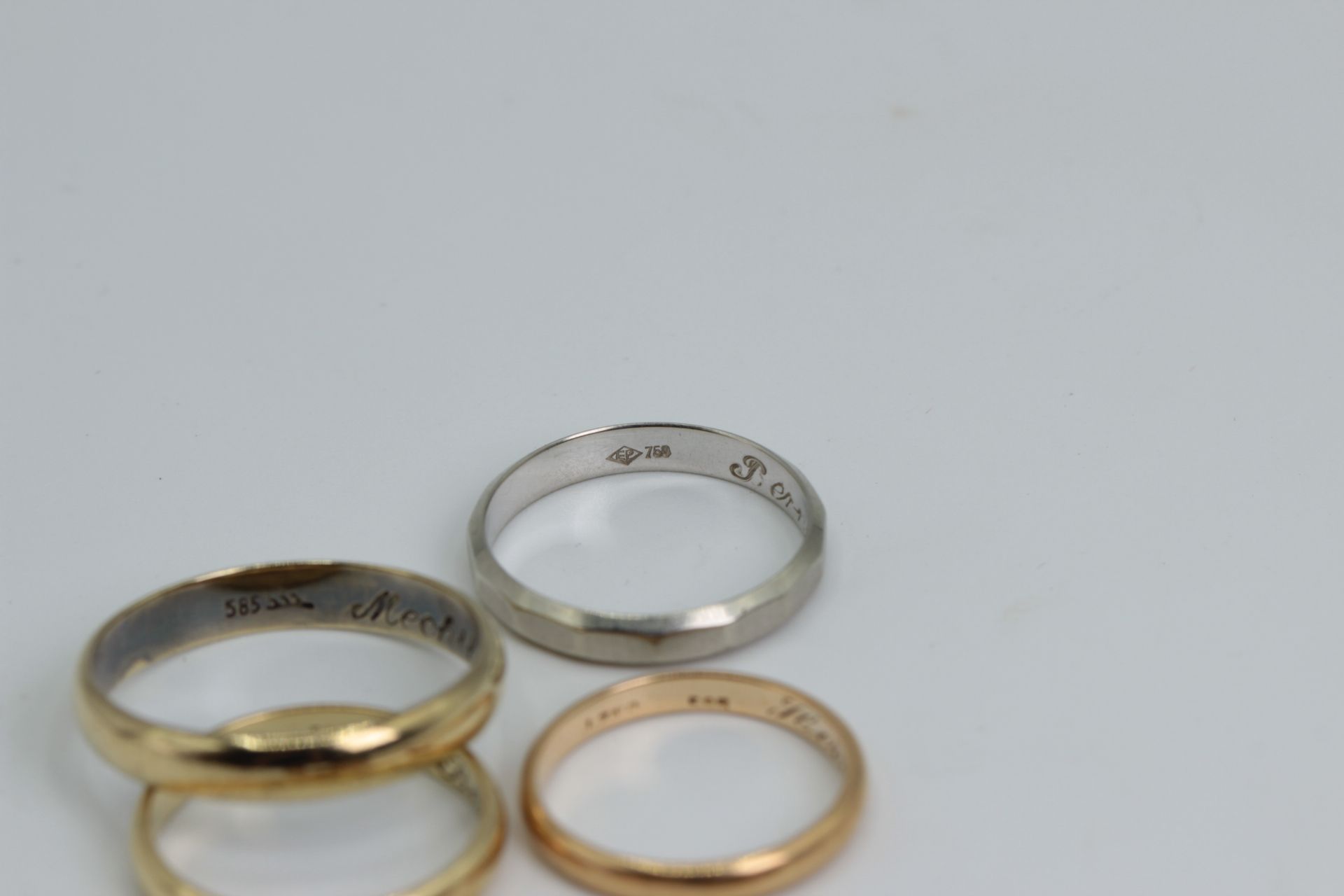 A Lot of 6x Gold Ring 8K 14K 18K Gold Yellow Gold Gold Scrap - Image 3 of 5