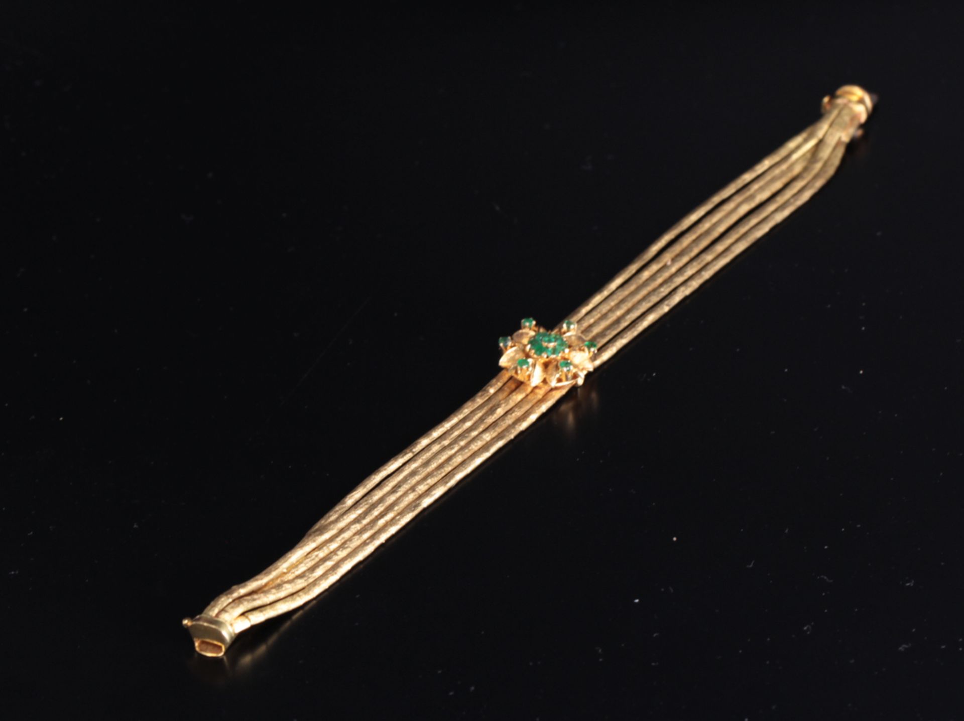 Italian 18K Gold bracelet with Emeralds - Image 3 of 4