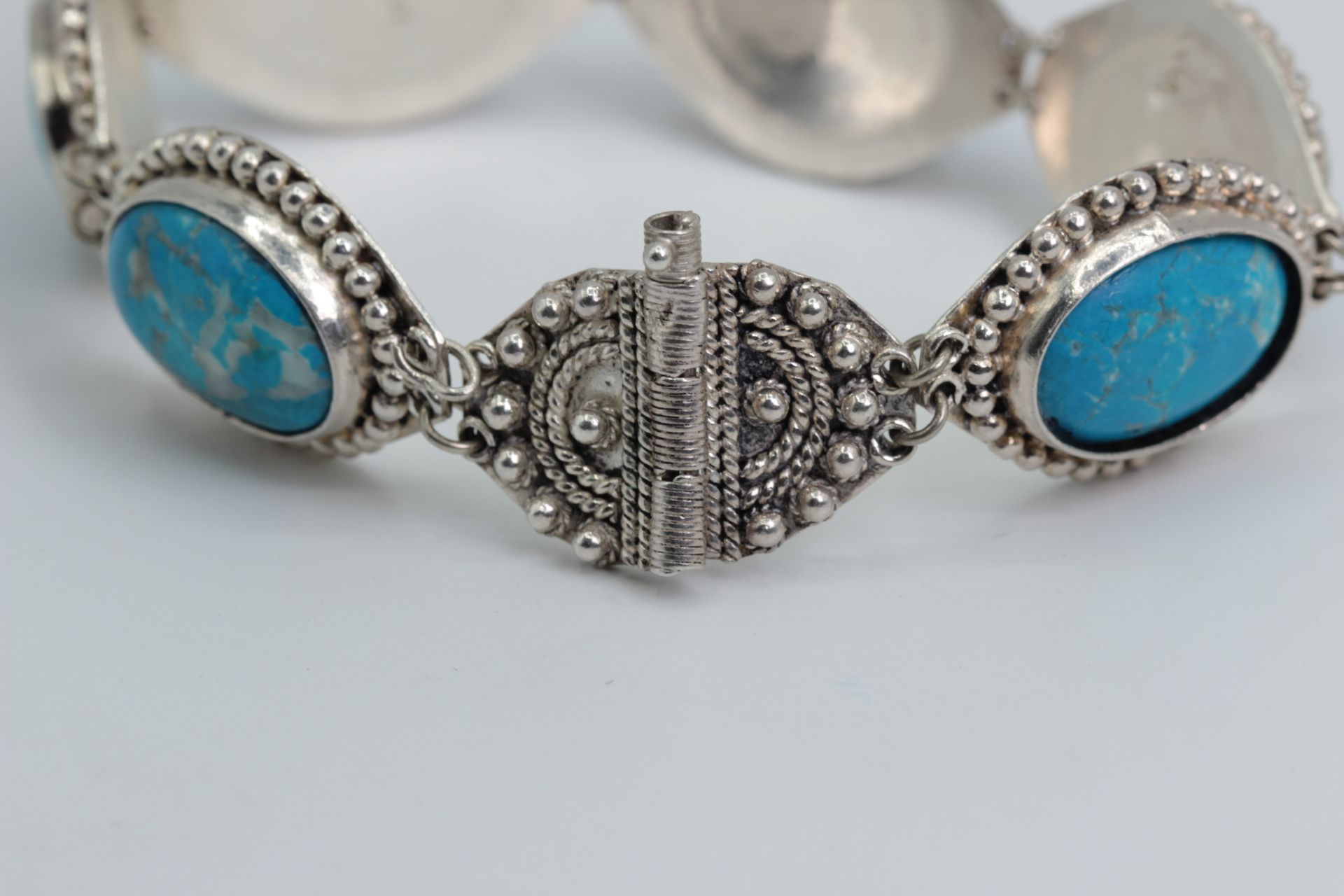 Silver bracelet, oriental, with turquoise. - Image 4 of 4