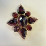 Large vintage rhodolite garnet pendant, 14ct. Gold