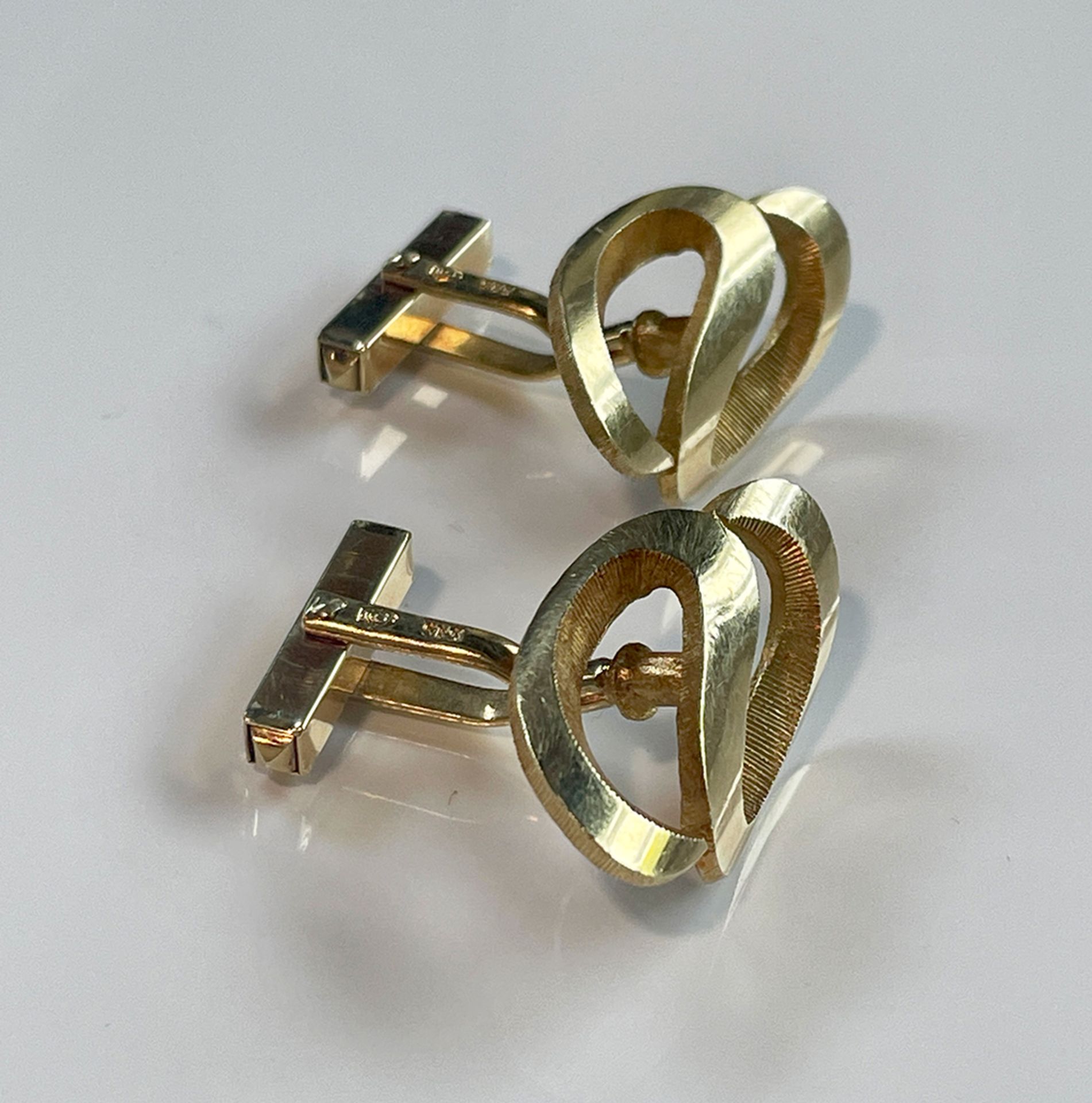 Design 14K Gold Cufflinks - Image 4 of 6