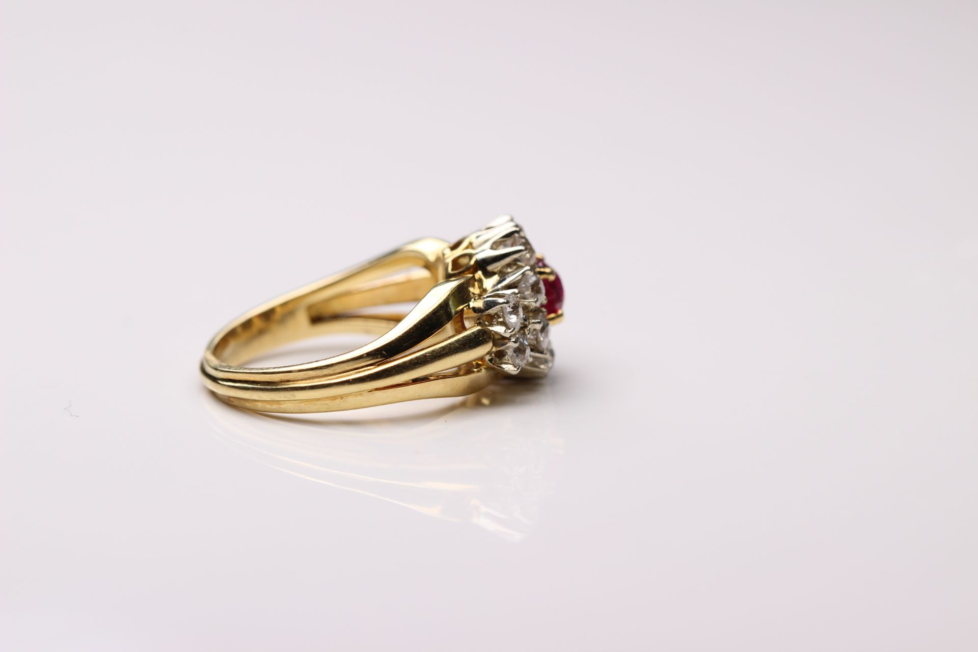 Diamant Ring mit Rubin 750 Gold - Bild 3 aus 5