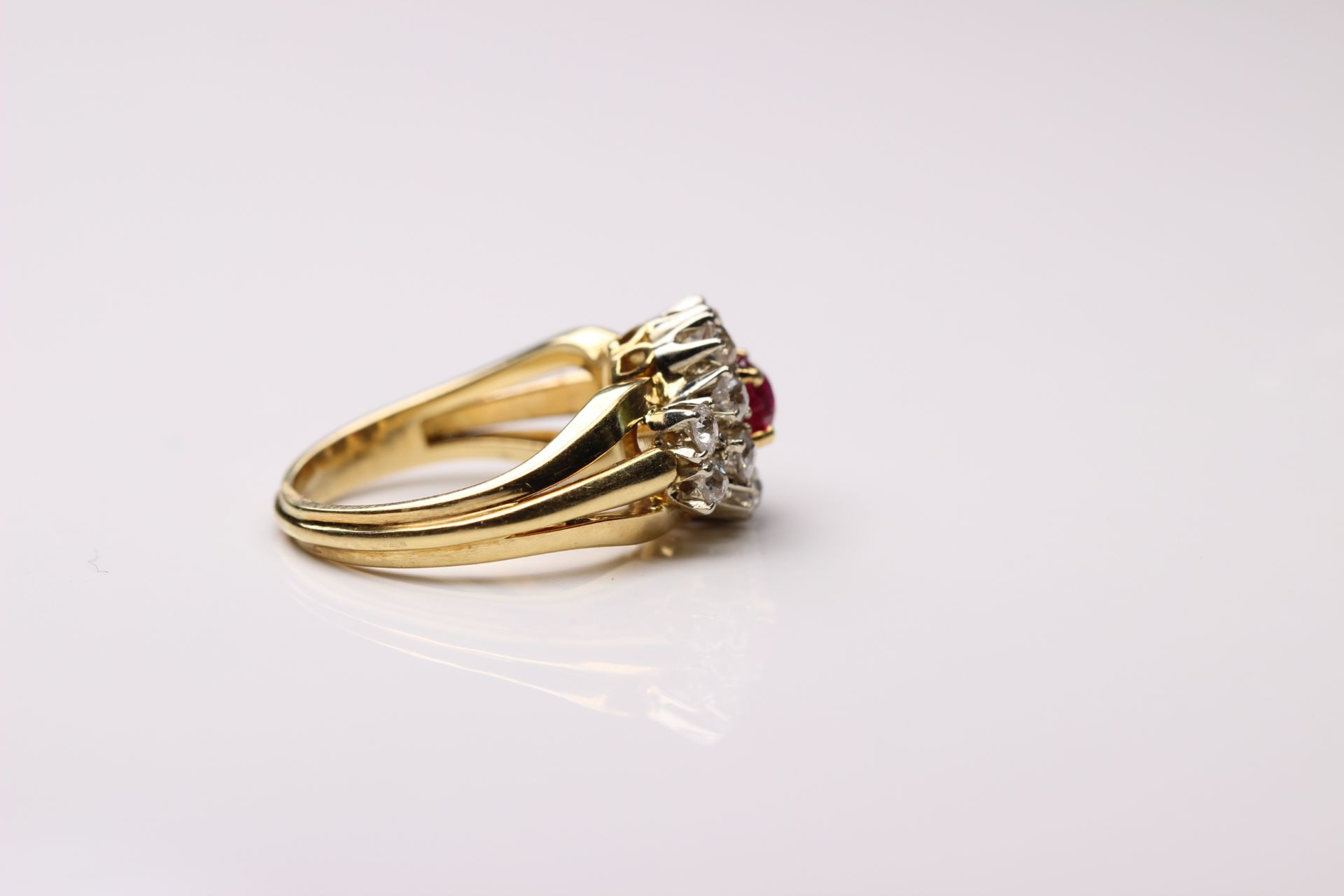 Diamond Ring with Ruby - Image 3 of 5