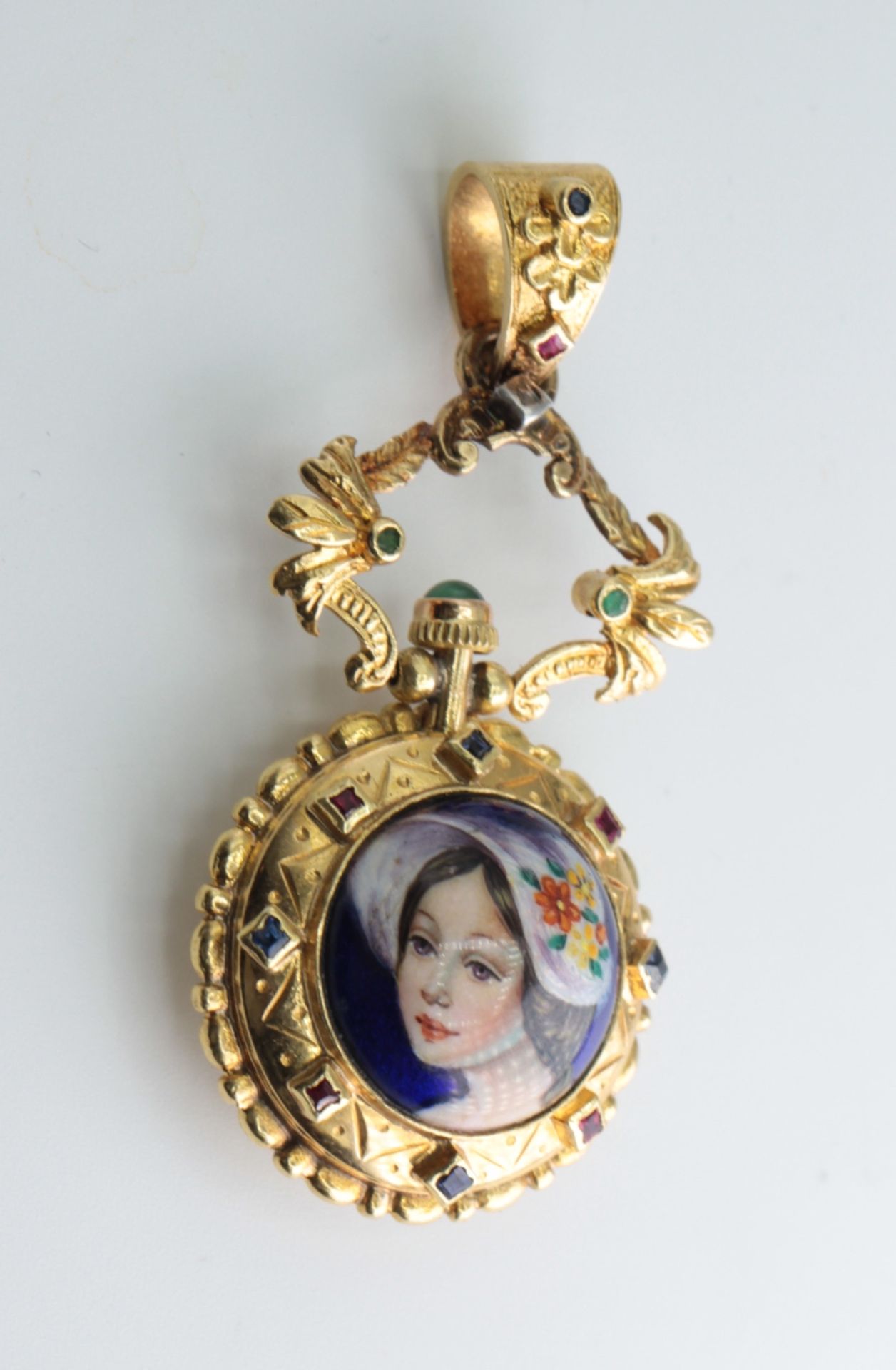 Antique watch , Victorian era 18k gold with miniature - Image 4 of 5