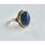 Vintage Ring with Lapis Lazuli 8K Yellow Gold