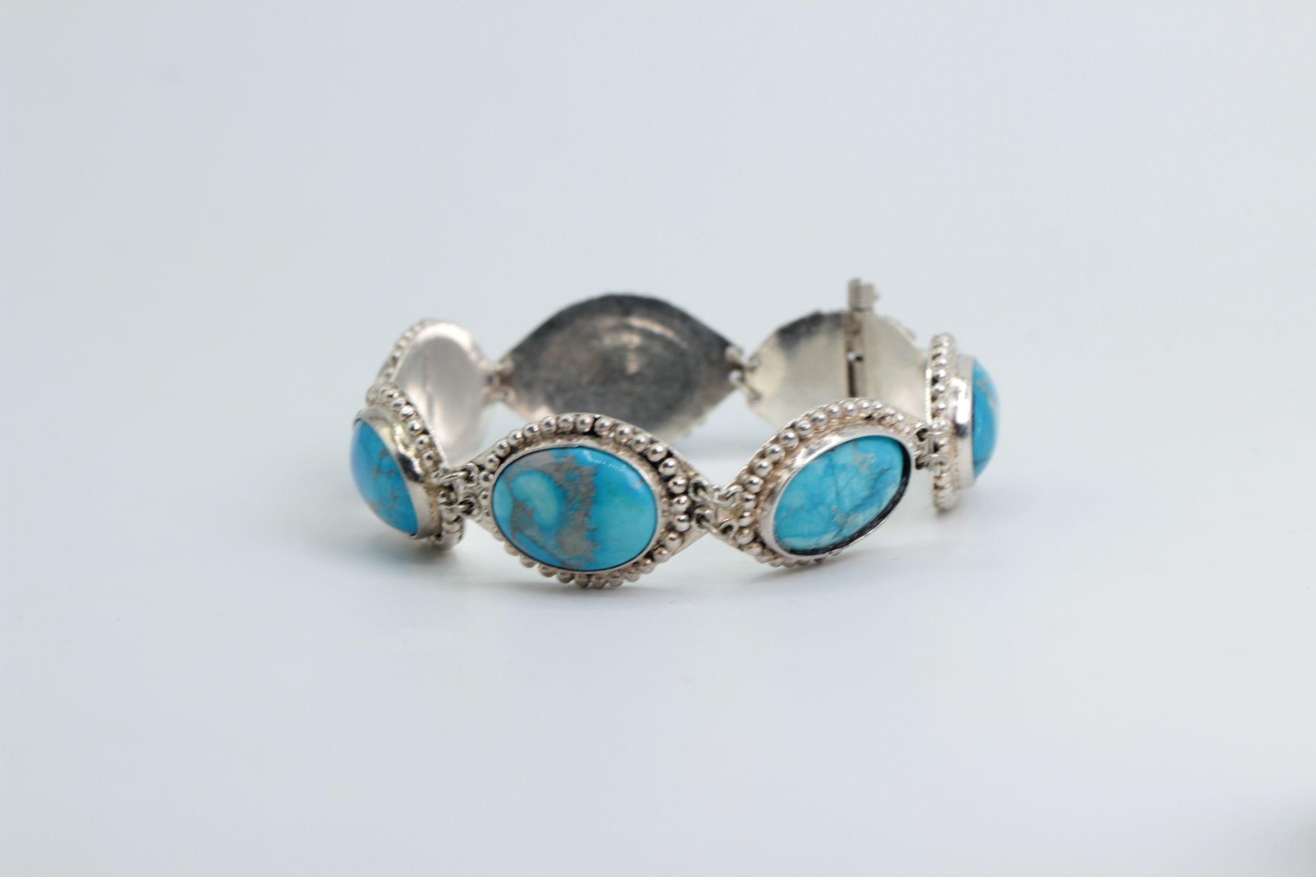 Silver bracelet, oriental, with turquoise.